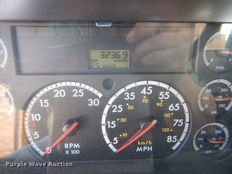 image for item DL6272 2005 Sterling LT9500  dump truck