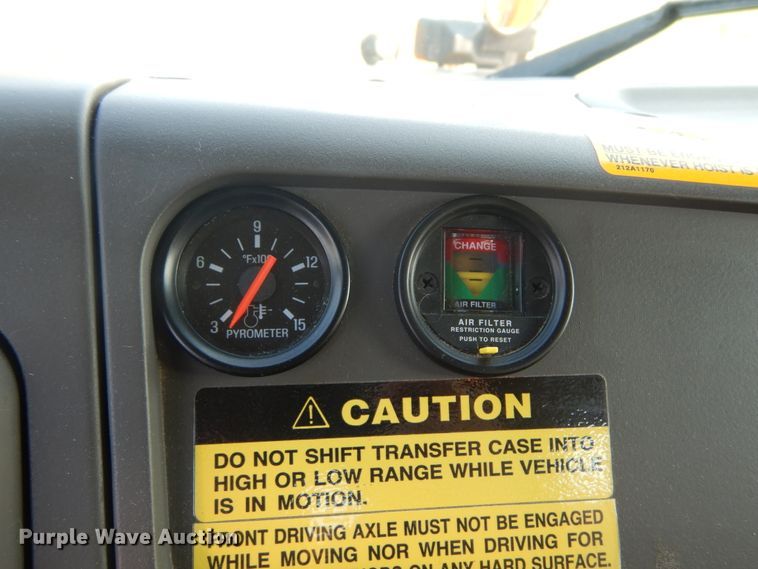 image for item DL6272 2005 Sterling LT9500  dump truck