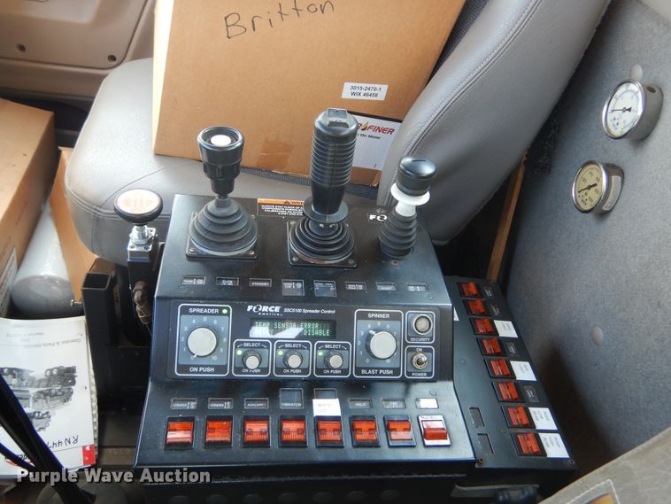 image for item DL6272 2005 Sterling LT9500  dump truck