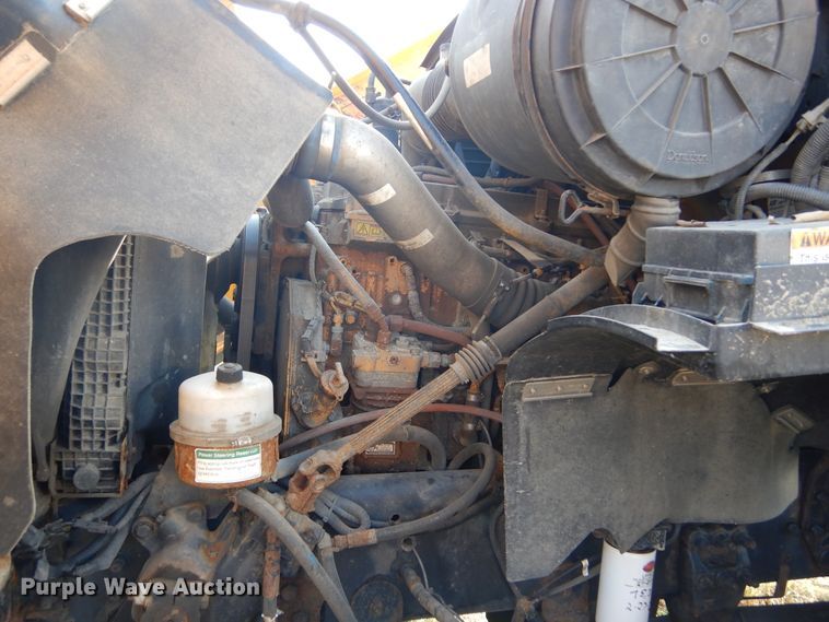 image for item DL6272 2005 Sterling LT9500  dump truck