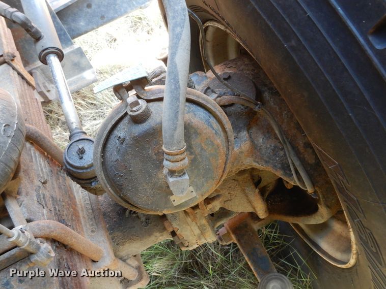 image for item DL6272 2005 Sterling LT9500  dump truck