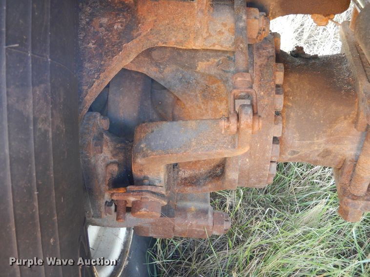 image for item DL6272 2005 Sterling LT9500  dump truck