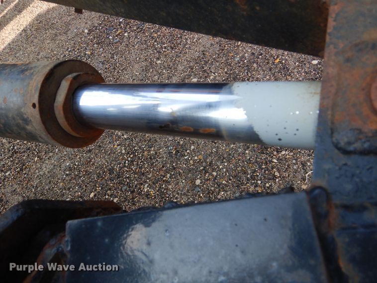 image for item DL6273 2005 Sterling LT9500  dump truck