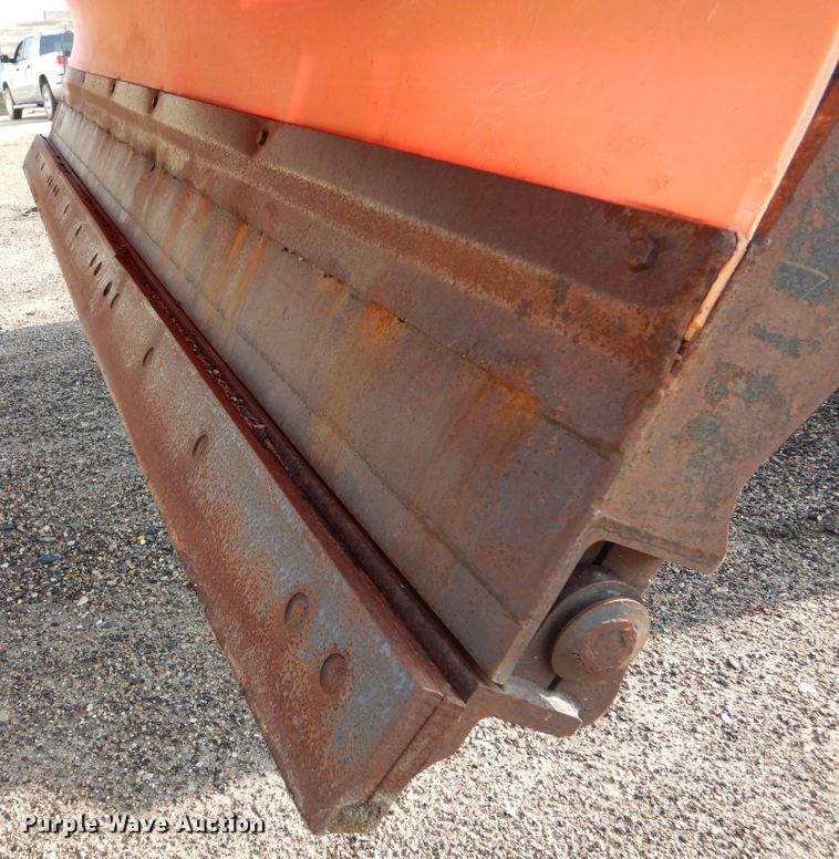 image for item DL6273 2005 Sterling LT9500  dump truck