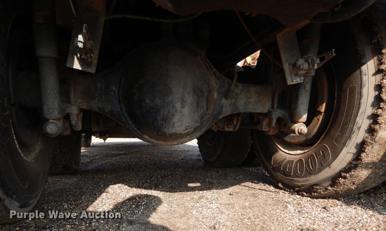 image for item DL6273 2005 Sterling LT9500  dump truck