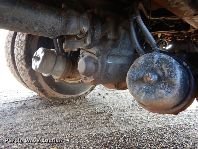 image for item DL6273 2005 Sterling LT9500  dump truck