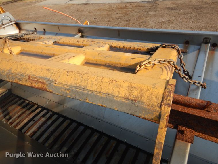 image for item DL6273 2005 Sterling LT9500  dump truck