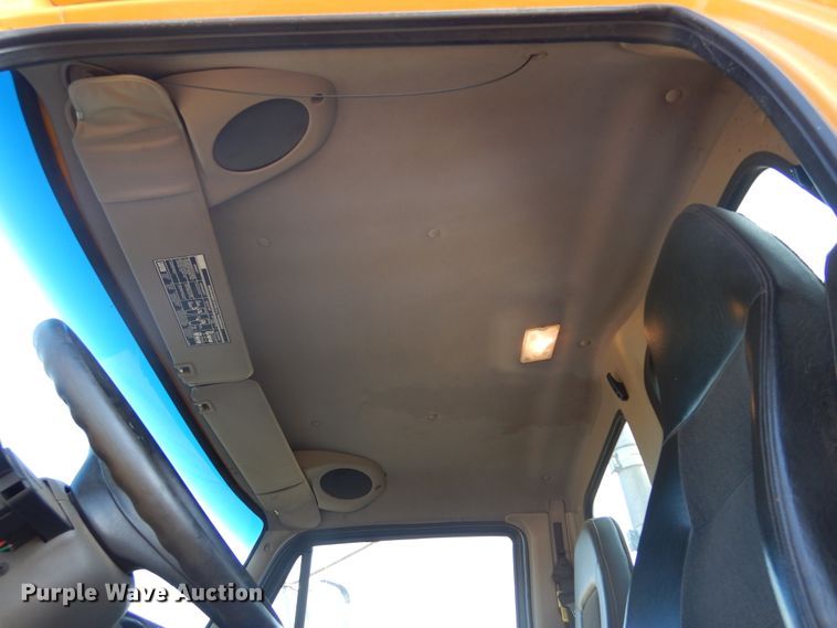 image for item DL6273 2005 Sterling LT9500  dump truck