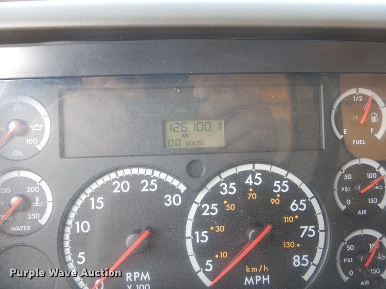 image for item DL6273 2005 Sterling LT9500  dump truck