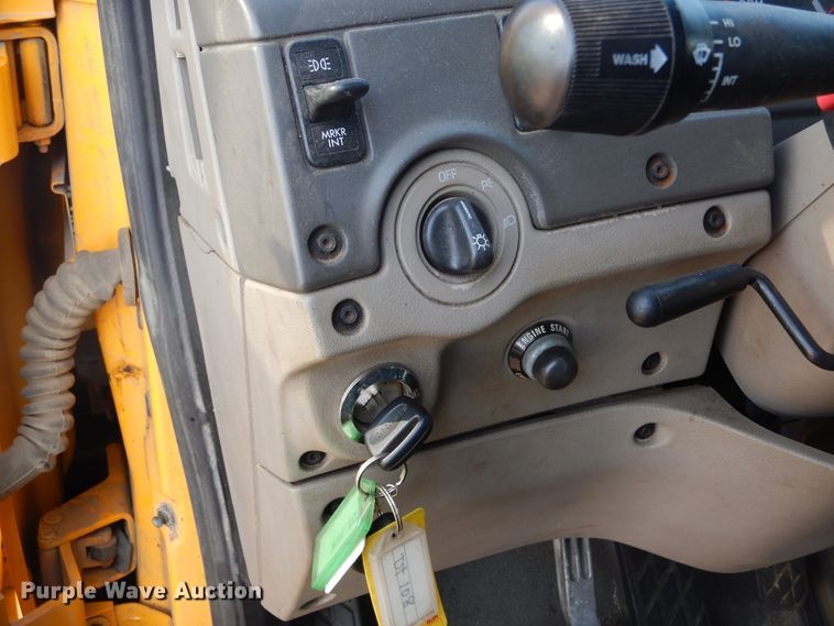 image for item DL6273 2005 Sterling LT9500  dump truck