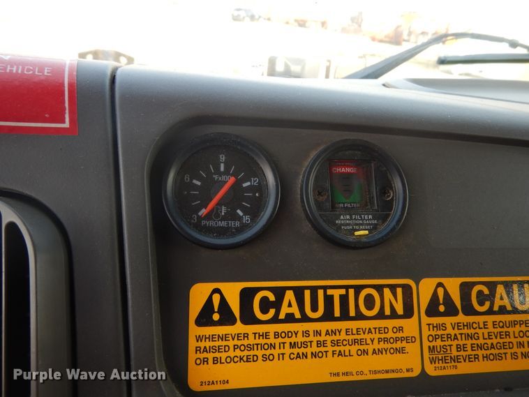 image for item DL6273 2005 Sterling LT9500  dump truck