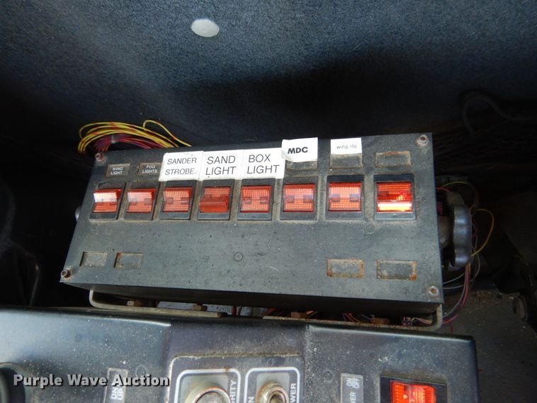 image for item DL6273 2005 Sterling LT9500  dump truck