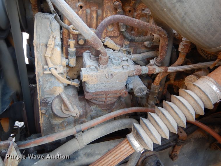 image for item DL6273 2005 Sterling LT9500  dump truck