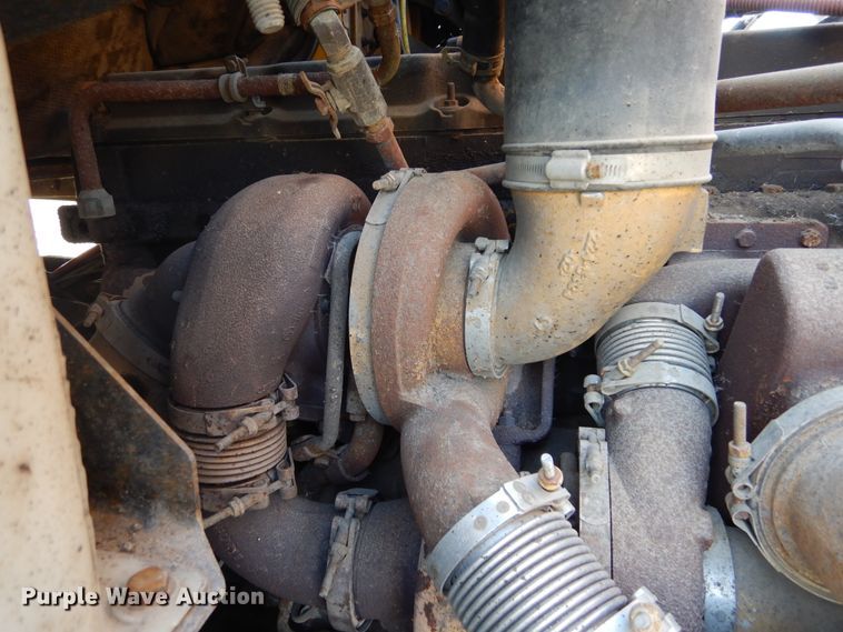 image for item DL6273 2005 Sterling LT9500  dump truck