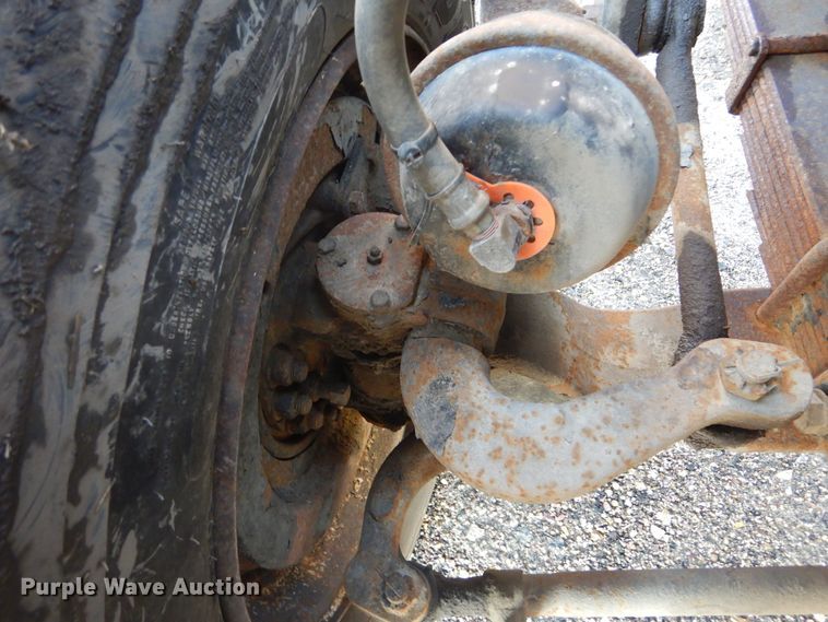 image for item DL6273 2005 Sterling LT9500  dump truck