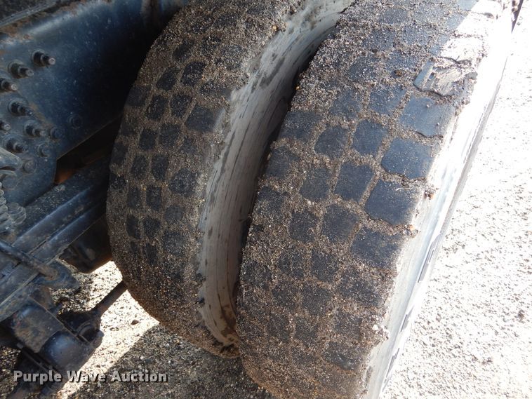 image for item DL6273 2005 Sterling LT9500  dump truck