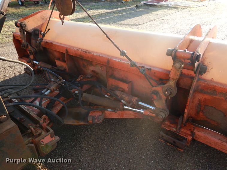 image for item DL6279 2003 Sterling LT9500  dump truck