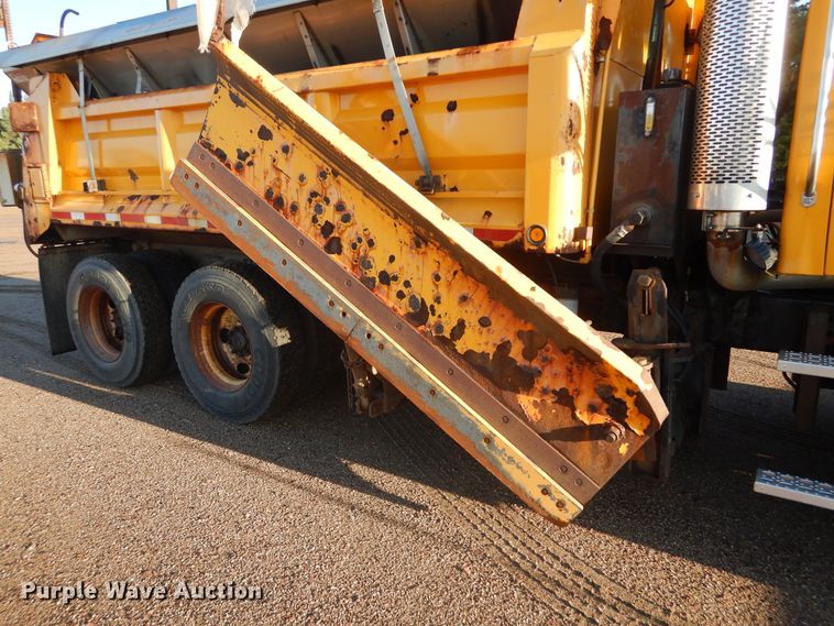 image for item DL6279 2003 Sterling LT9500  dump truck