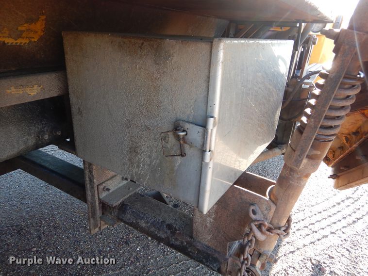 image for item DL6279 2003 Sterling LT9500  dump truck