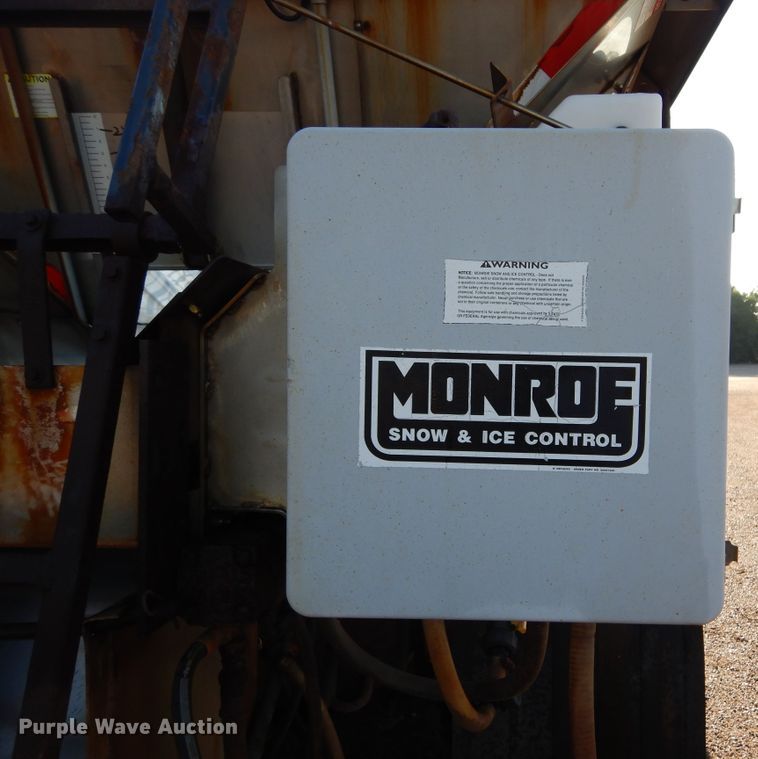 image for item DL6279 2003 Sterling LT9500  dump truck