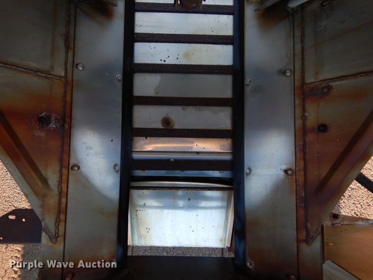 image for item DL6279 2003 Sterling LT9500  dump truck