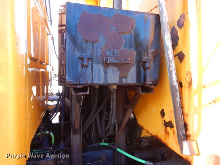 image for item DL6279 2003 Sterling LT9500  dump truck