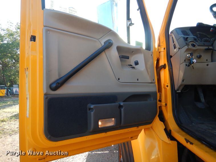 image for item DL6279 2003 Sterling LT9500  dump truck