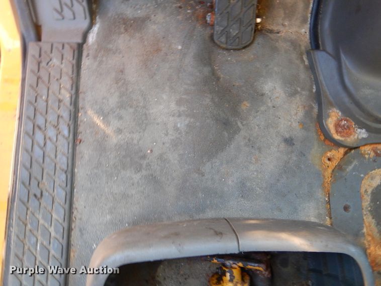 image for item DL6279 2003 Sterling LT9500  dump truck