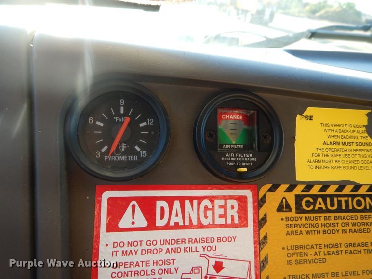 image for item DL6279 2003 Sterling LT9500  dump truck