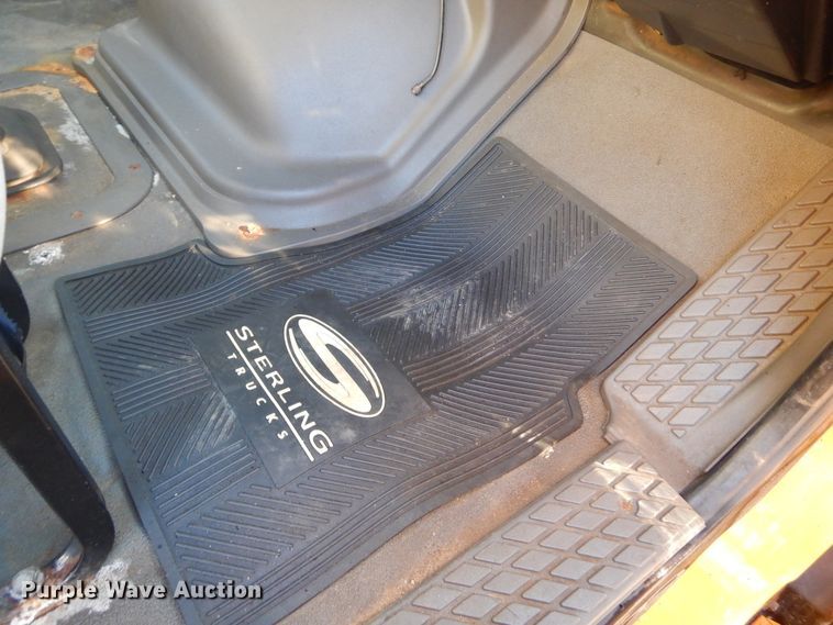 image for item DL6279 2003 Sterling LT9500  dump truck