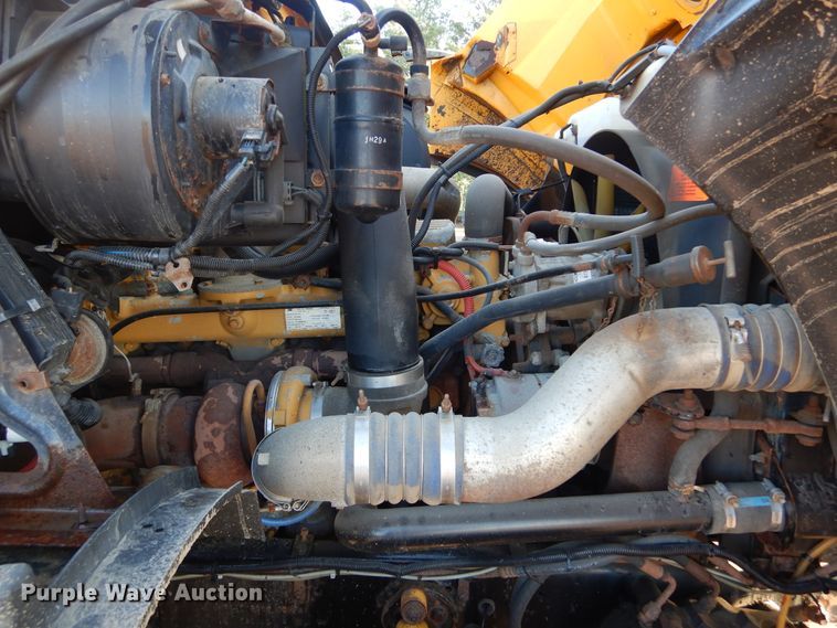 image for item DL6279 2003 Sterling LT9500  dump truck