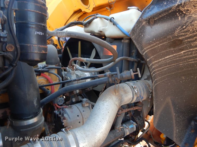 image for item DL6279 2003 Sterling LT9500  dump truck