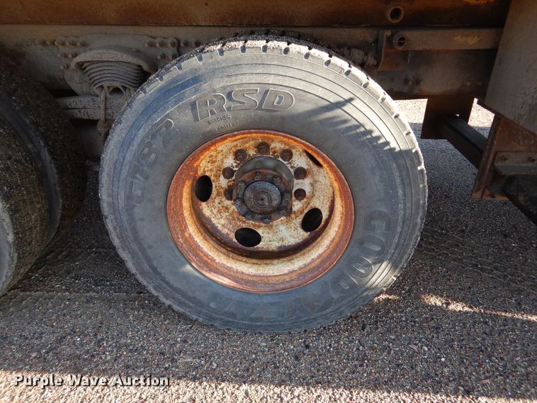 image for item DL6279 2003 Sterling LT9500  dump truck