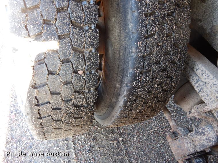 image for item DL6279 2003 Sterling LT9500  dump truck