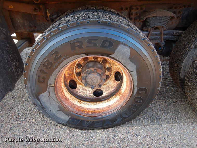 image for item DL6279 2003 Sterling LT9500  dump truck