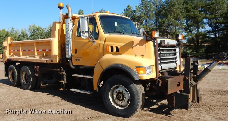 image for item DL6280 2003 Sterling LT9500  dump truck