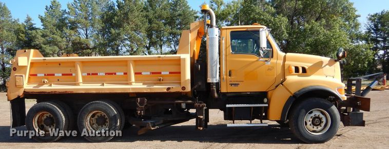 image for item DL6280 2003 Sterling LT9500  dump truck