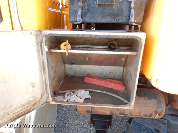 image for item DL6280 2003 Sterling LT9500  dump truck