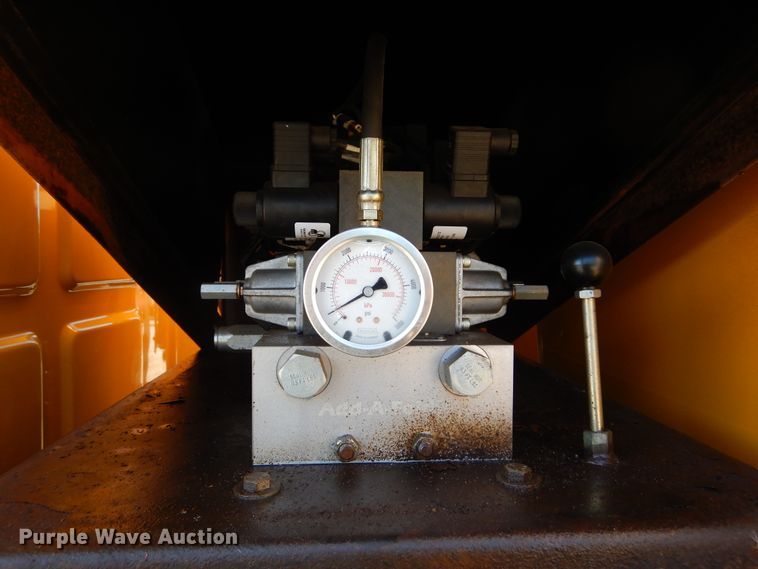 image for item DL6280 2003 Sterling LT9500  dump truck