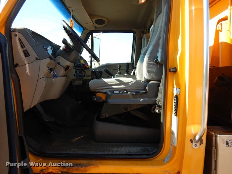 image for item DL6280 2003 Sterling LT9500  dump truck