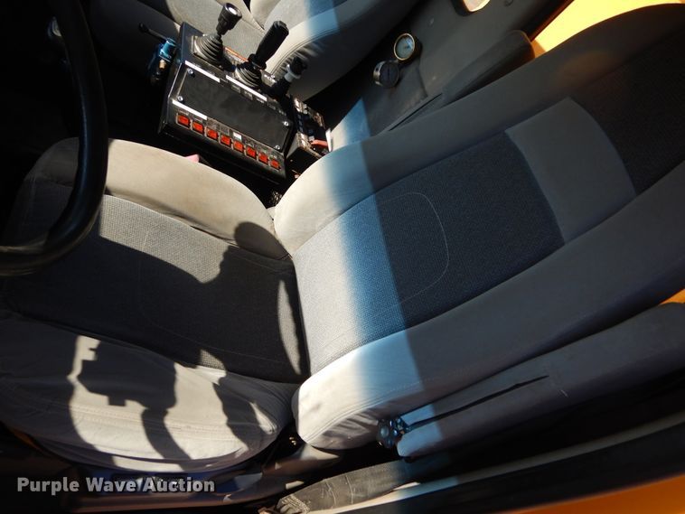 image for item DL6280 2003 Sterling LT9500  dump truck