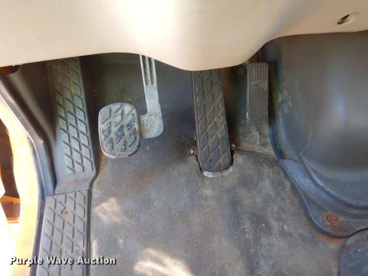 image for item DL6280 2003 Sterling LT9500  dump truck