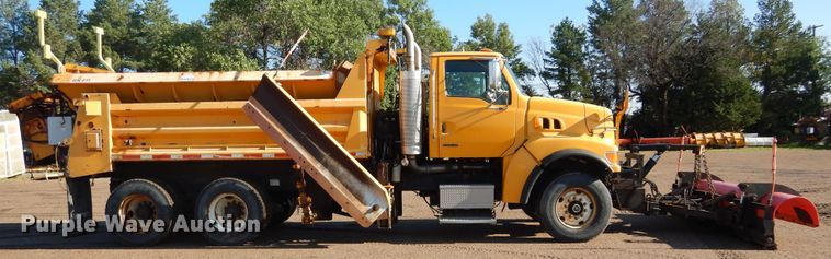 image for item DL6281 2004 Sterling LT9500  dump truck