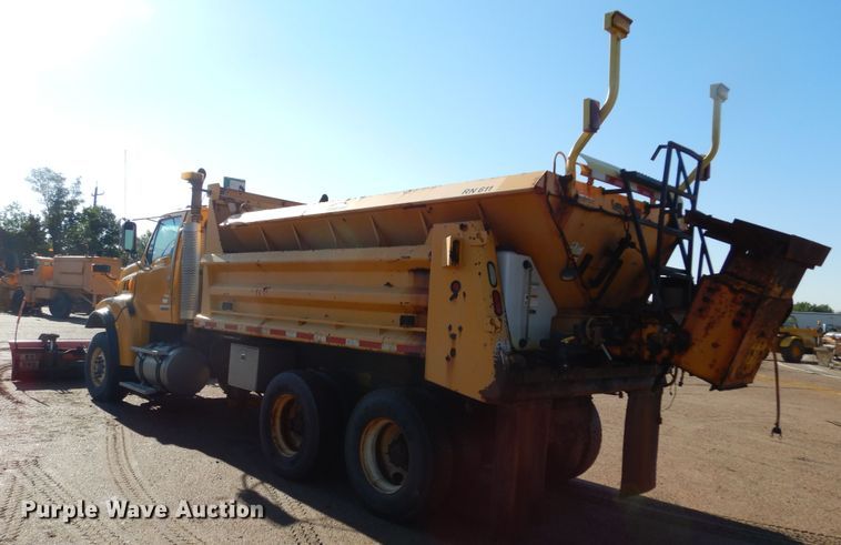 image for item DL6281 2004 Sterling LT9500  dump truck