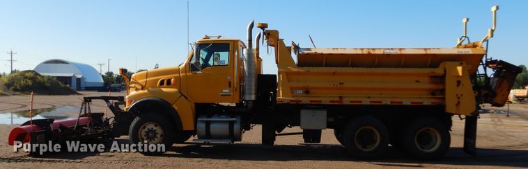 image for item DL6281 2004 Sterling LT9500  dump truck