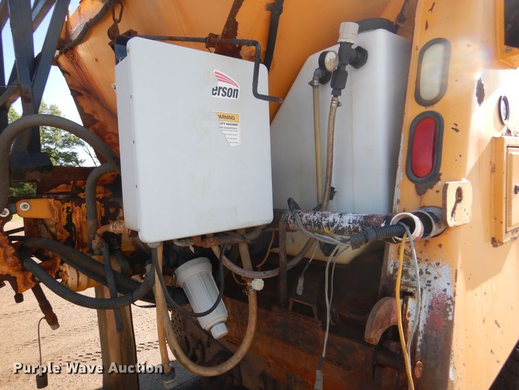 image for item DL6281 2004 Sterling LT9500  dump truck