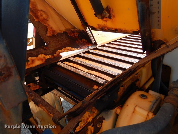 image for item DL6281 2004 Sterling LT9500  dump truck