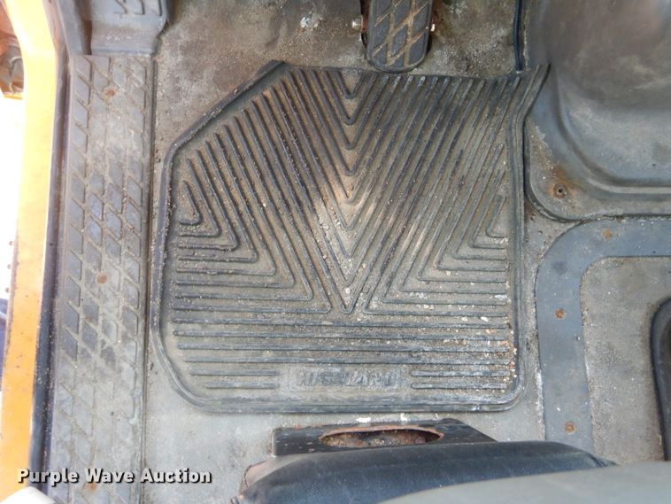 image for item DL6281 2004 Sterling LT9500  dump truck