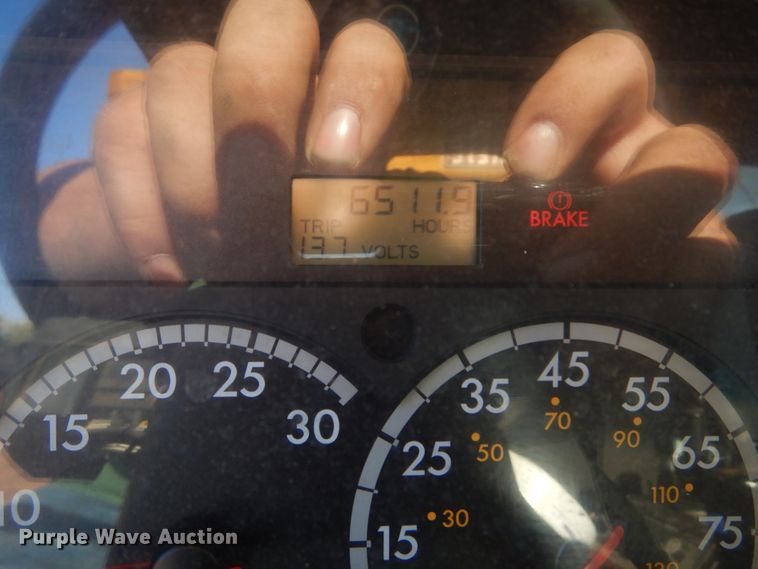 image for item DL6281 2004 Sterling LT9500  dump truck