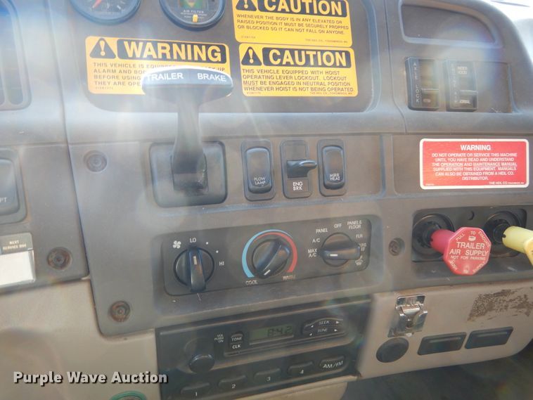 image for item DL6281 2004 Sterling LT9500  dump truck